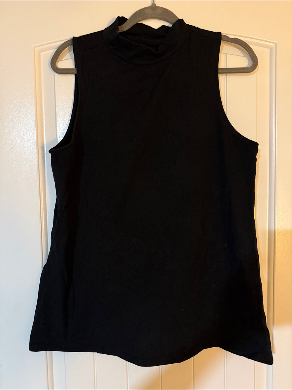 Torrid Sleeveless Mock Neck Women’s Tank Top - Black